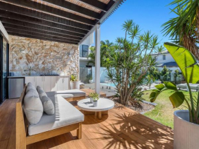 Salty Haven, Casuarina